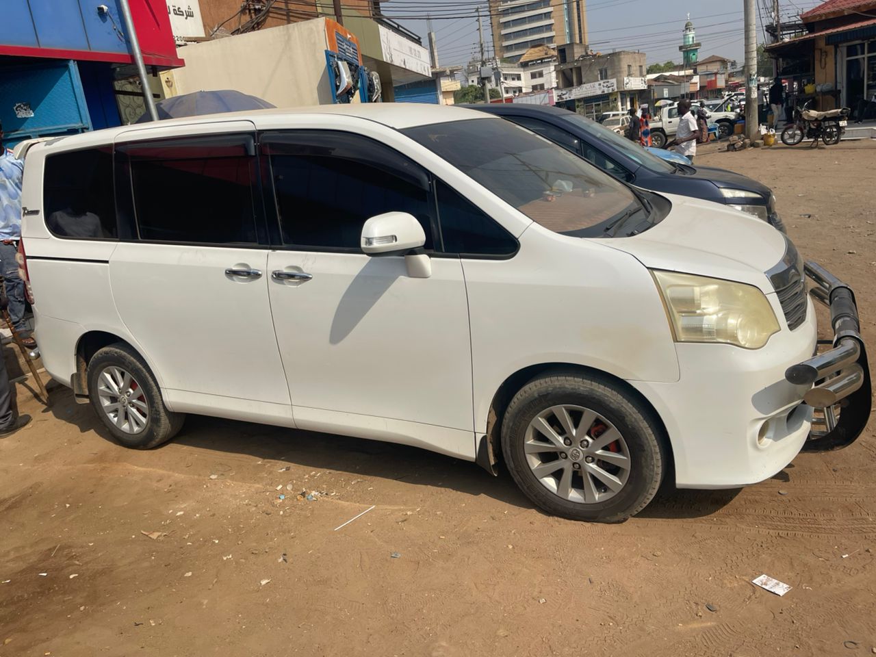 2009 Toyota Noah